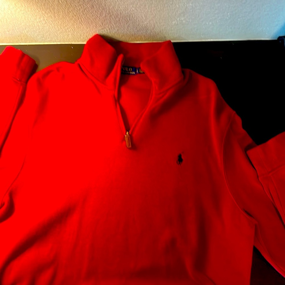 Men’s red large polo pull over